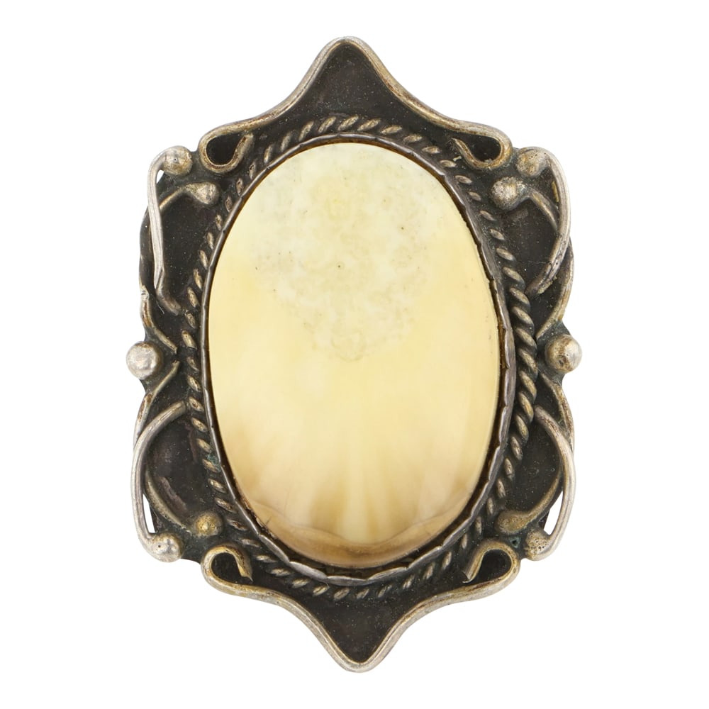 Vintage Navajo Shell Ring (1 of 3)