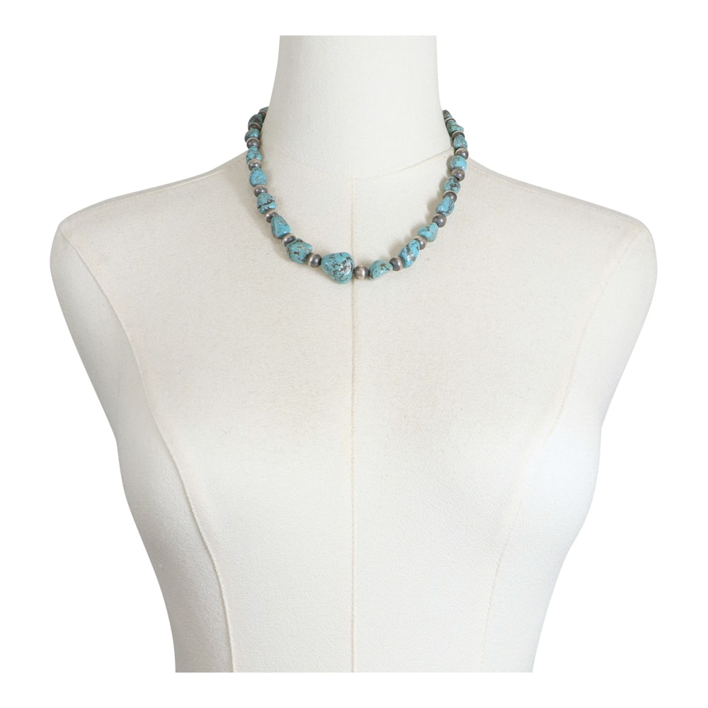 Navajo Kingman Turquoise & Oxidized Beads Necklace: Sterling Silver | Genuine Kingman Turquoise | Navajo Kingman Turquoise & Oxidized Beads Necklace | Navajo Native American Southwest Indian Jewelry | Good (no breaks or damages) | Approximate Weight: 4