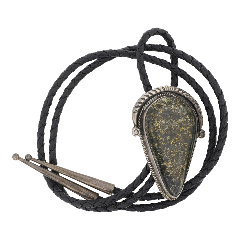 Vintage Navajo Variscite Bolo Tie (1 of 3)