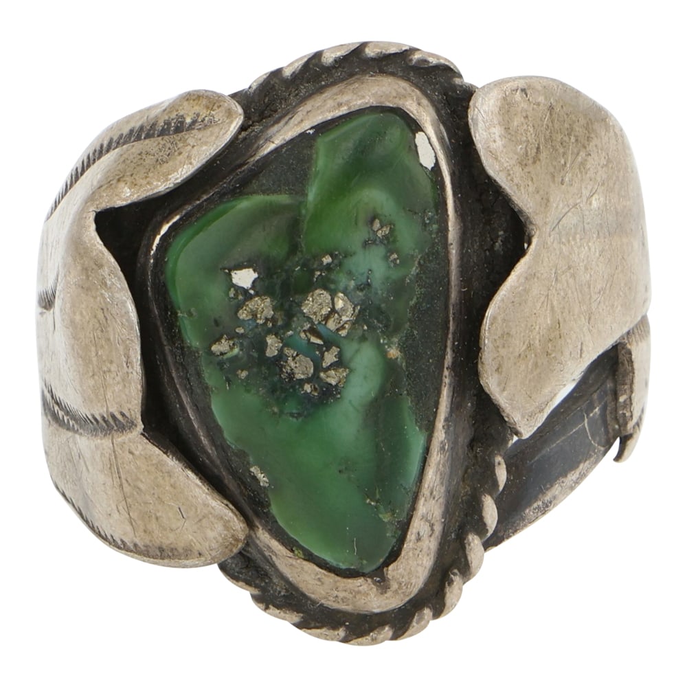 Vintage Navajo Fox Turquoise Ring: Sterling Silver | Genuine Fox Turquoise | Vintage Navajo Fox Turquoise Ring | Navajo Native American Southwest Indian Jewelry | Good (no breaks or damages) | Approximate Weight: 11 Grams | Ring: 7 siz