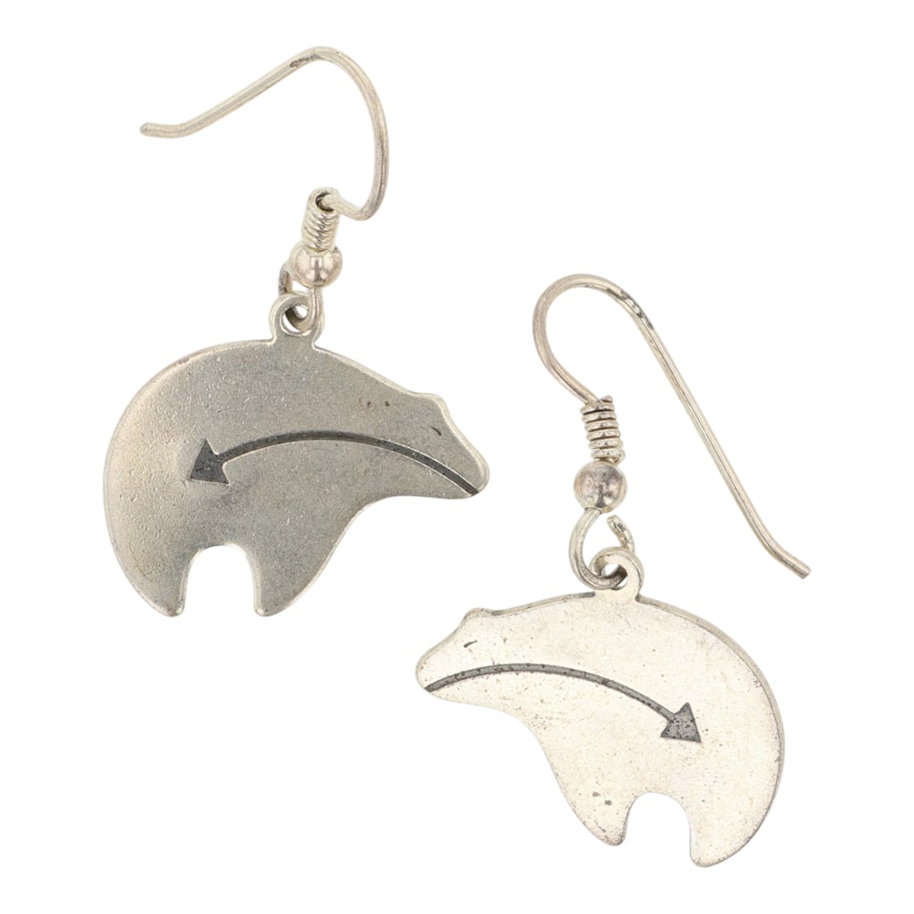 Vintage Navajo Plain Silver Bear Earrings: Sterling Silver | | Vintage Navajo Plain Silver Bear Earrings | Navajo Native American Southwest Indian Jewelry | Good (no breaks or damages) | Approximate Weight: 5 Grams | Earrings: .75" x .5" each 