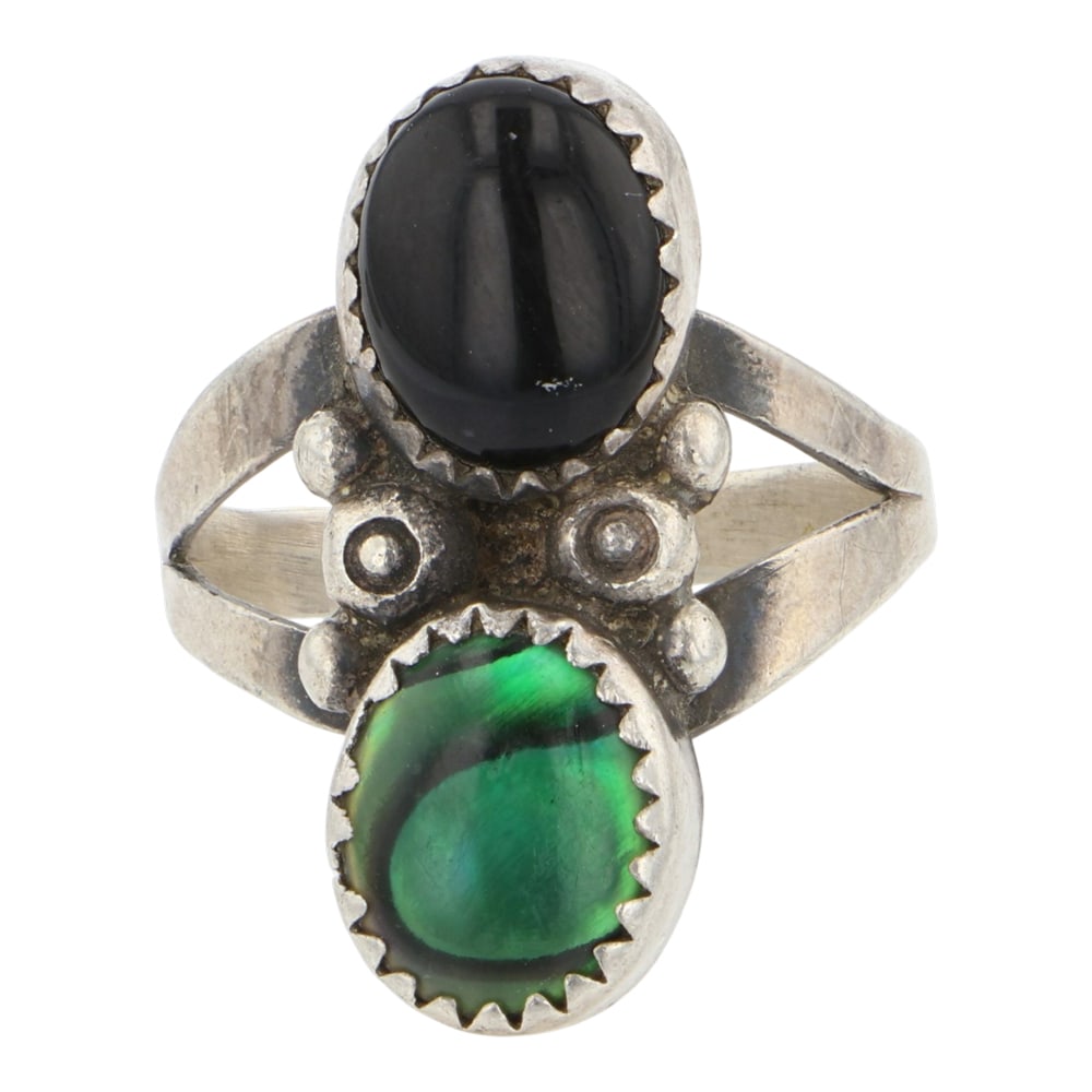 Vintage Navajo Black Onyx & Paua Shell Ring: Sterling Silver | Genuine Black Onyx | Vintage Navajo Black Onyx & Paua Shell Ring | Navajo Native American Southwest Indian Jewelry | Good (no breaks or damages) | Approximate Weight: 4Grams | Ring: 