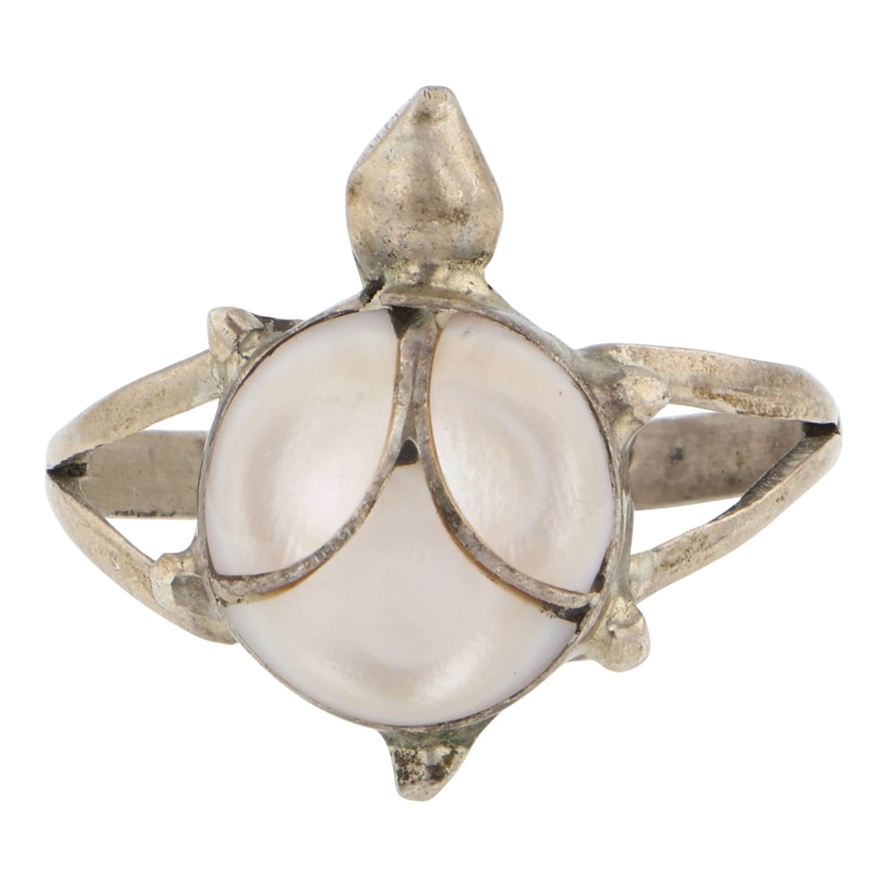 Zuni MoP Inlay Turtle Ring: Sterling Silver | Genuine Mother of Pearl | Zuni MoP Inlay Turtle Ring | Zuni Native American Southwest Indian Jewelry | Good (no breaks or damages) | Approximate Weight: 2Grams | Ring: 7 size, .75"
