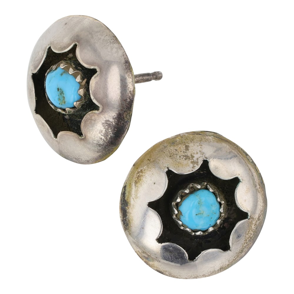 Navajo Kingman Turquoise Earrings: Sterling Silver | Genuine Kingman Turquoise | Navajo Kingman Turquoise Earrings | Navajo Native American Southwest Indian Jewelry | Good (no breaks or damages) | Approximate Weight: 1.5 Grams |