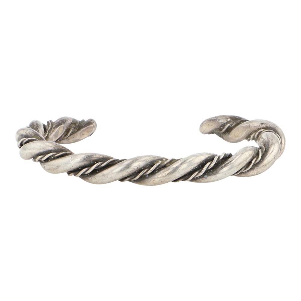 Vintage Navajo Plain Silver Heavy Twisted Wires Bracelet: Sterling Silver | | Vintage Navajo Plain Silver Heavy Twisted Wires Bracelet | Navajo Native American Southwest Indian Jewelry | Good (no breaks or damages) | Approximate Weight: 52 Grams | Bracelet: 