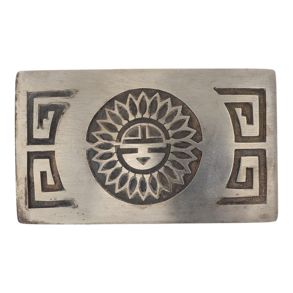 Vintage Navajo Plain Silver Belt Buckle: Sterling Silver | | Vintage Navajo Plain Silver Belt Buckle | Navajo Native American Southwest Indian Jewelry | Good (no breaks or damages) | Approximate Weight: 46 Grams | Buckle: 3.5" x 2" |