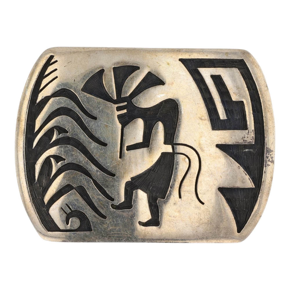 Raymond Kyasyousie Hopi Plain Silver Kokopelli Belt Buckle: Sterling Silver | | Raymond Kyasyousie Hopi Plain Silver Kokopelli Belt Buckle | Hopi Native American Southwest Indian Jewelry | Good (no breaks or damages) | Approximate Weight: 30 Grams | Buckle: 2"