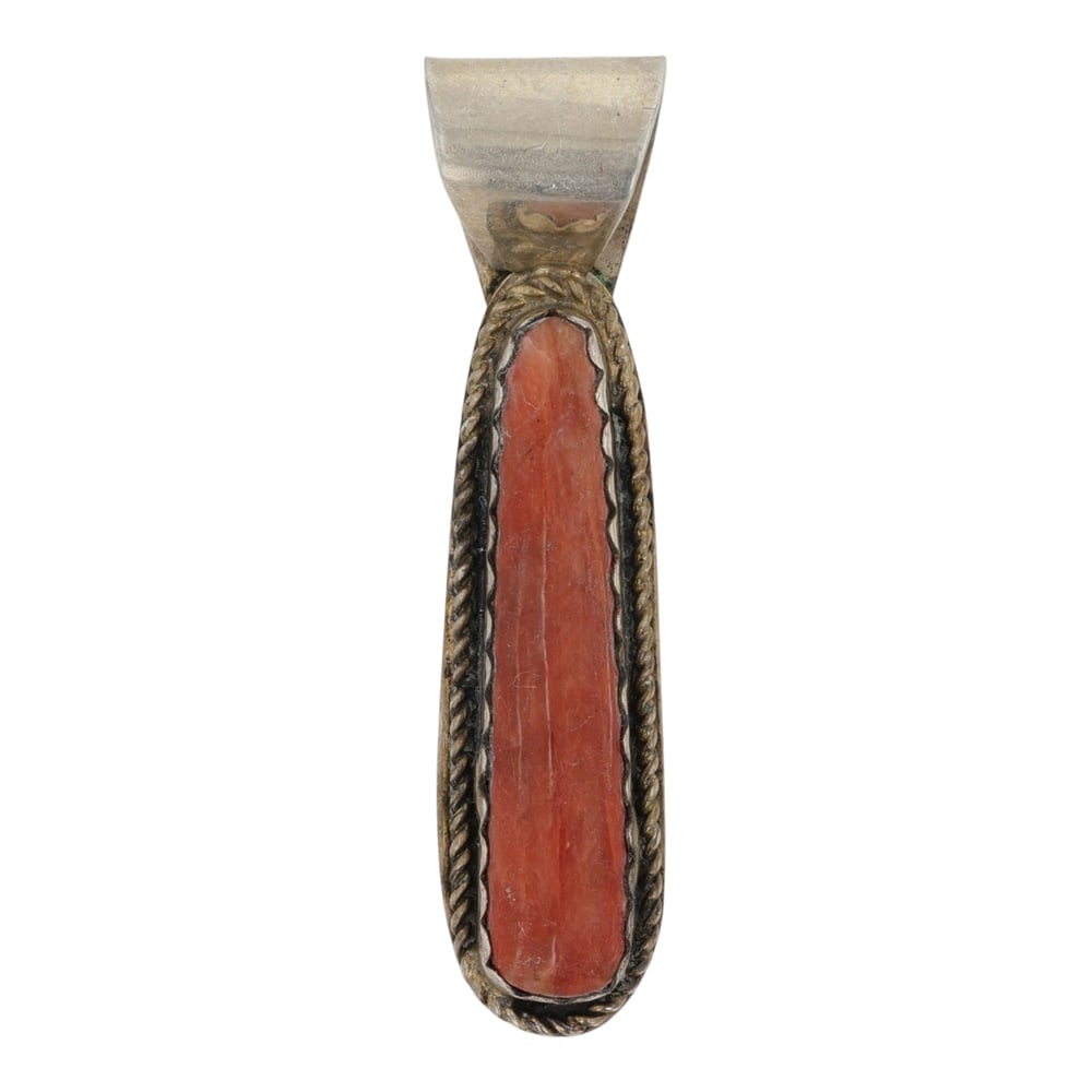 Vintage Navajo Freeform Coral Pendant: Sterling Silver | Genuine Freeform Coral | Vintage Navajo Freeform Coral Pendant | Navajo Native American Southwest Indian Jewelry | Good (no breaks or damages) | Approximate Weight: 6 Grams | Pendant