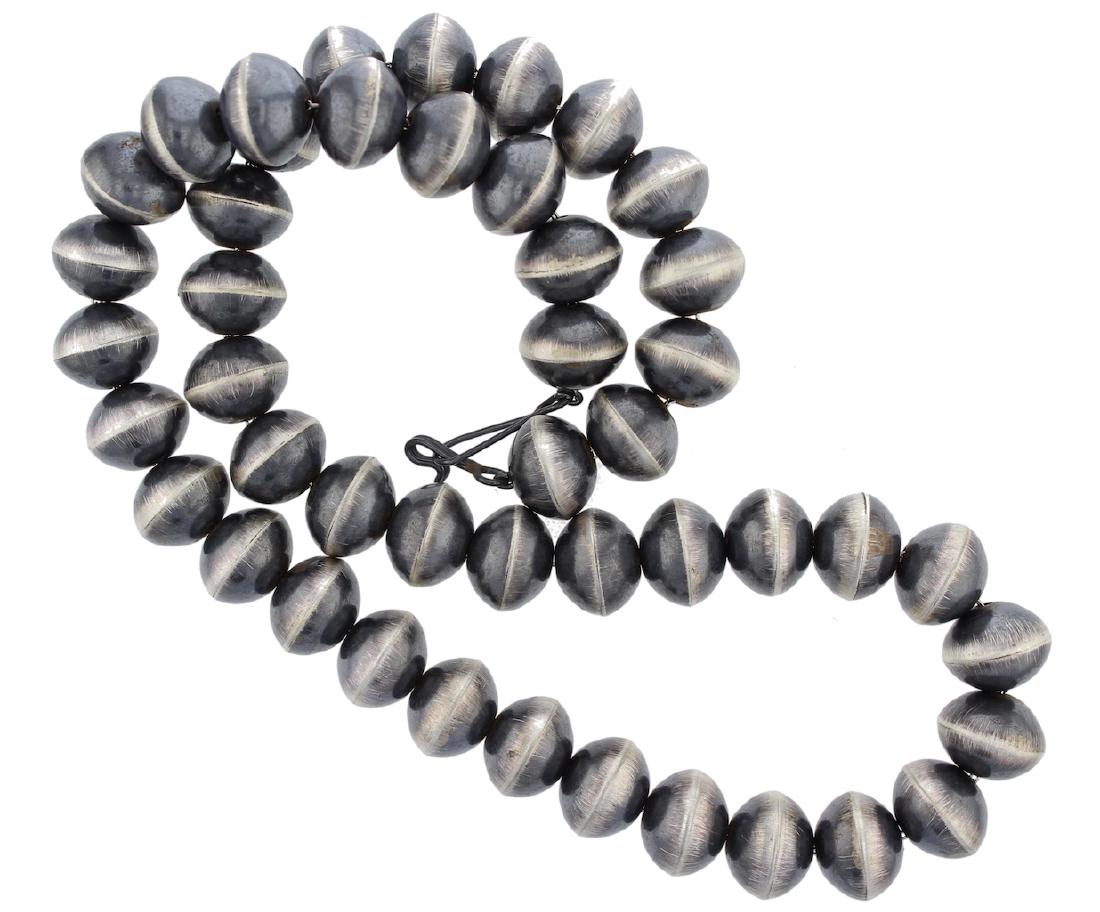 Sterling Silver Oxidized Beads Necklace Navajo Native (1 of 1)