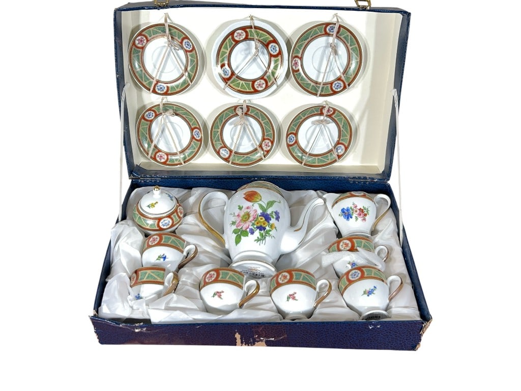 DEPOS â€œT. Limogesâ€ Decorazioni Esclusive Porcelain Tea/Coffee (1 of 7)