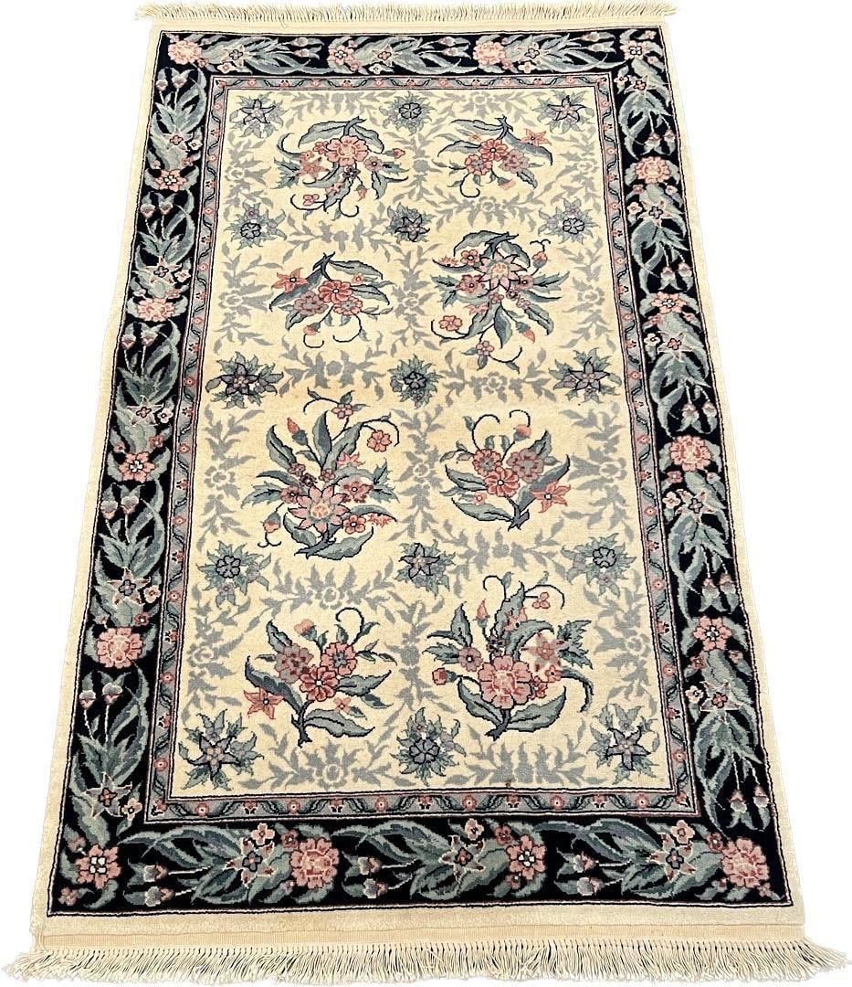 English Garden Design Wool Area Rug 3'0" x 5'0" (1 of 5)