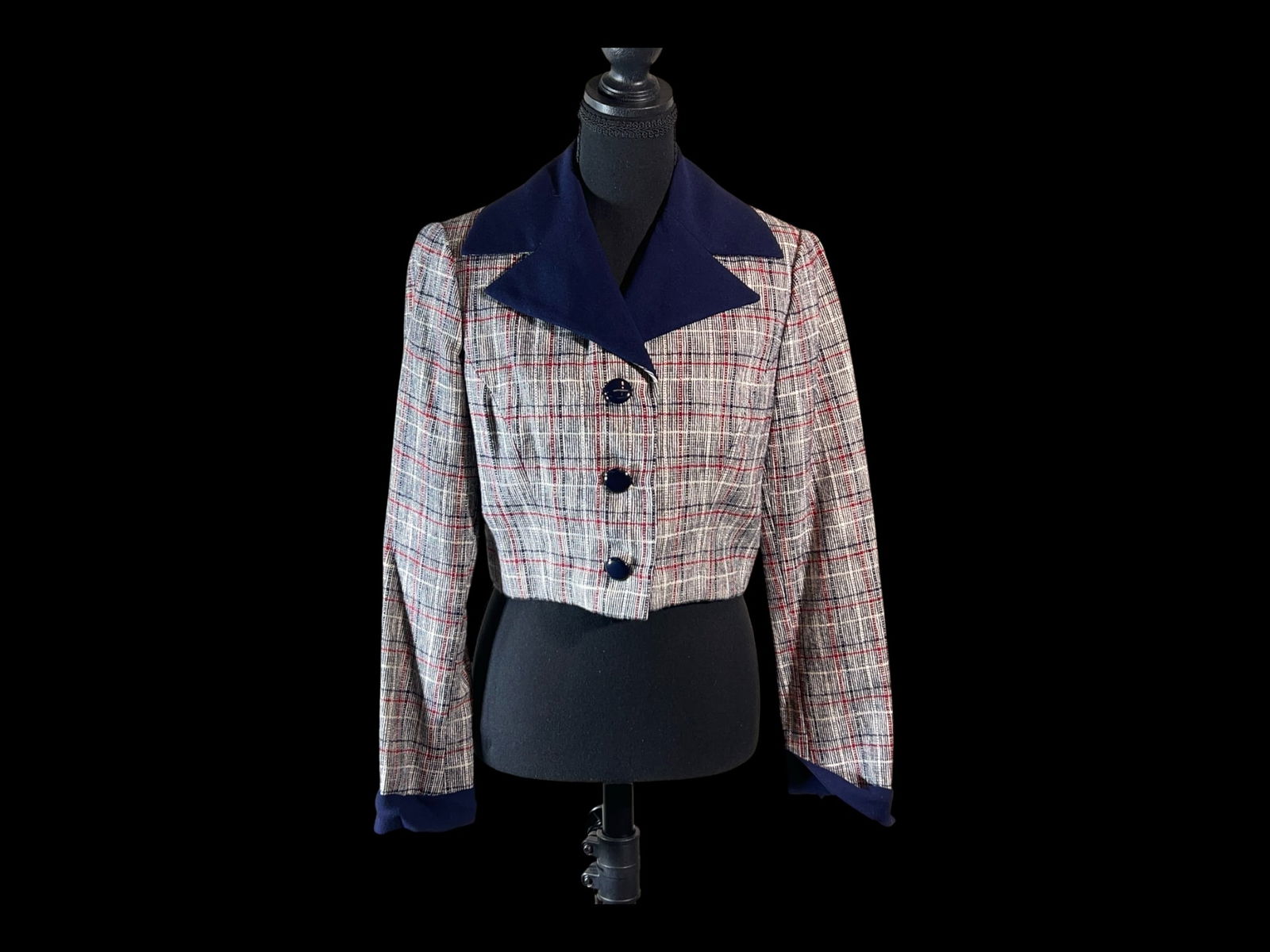 Adele Simpson for Garfinckel's (Washington) Cropped Plaid Jacket with Navy Contrast Collar (1 of 6)