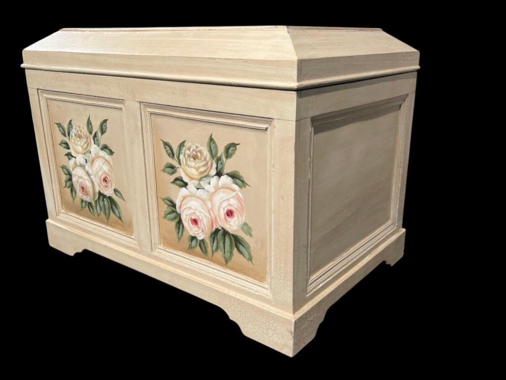 Large Hand-Painted Rose Decorated Storage Chest - 4
