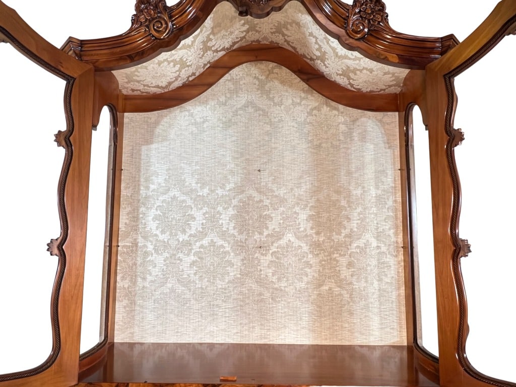 $32,000 Spectacular Italian Marquetry Bombé Display Cabinet Vitrine, Gallery Collection, A Gran - 12