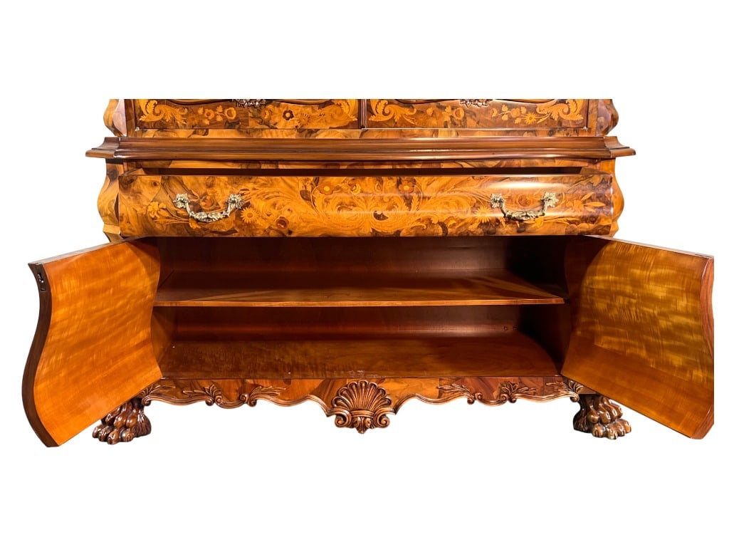 $32,000 Spectacular Italian Marquetry Bombé Display Cabinet Vitrine, Gallery Collection, A Gran - 14