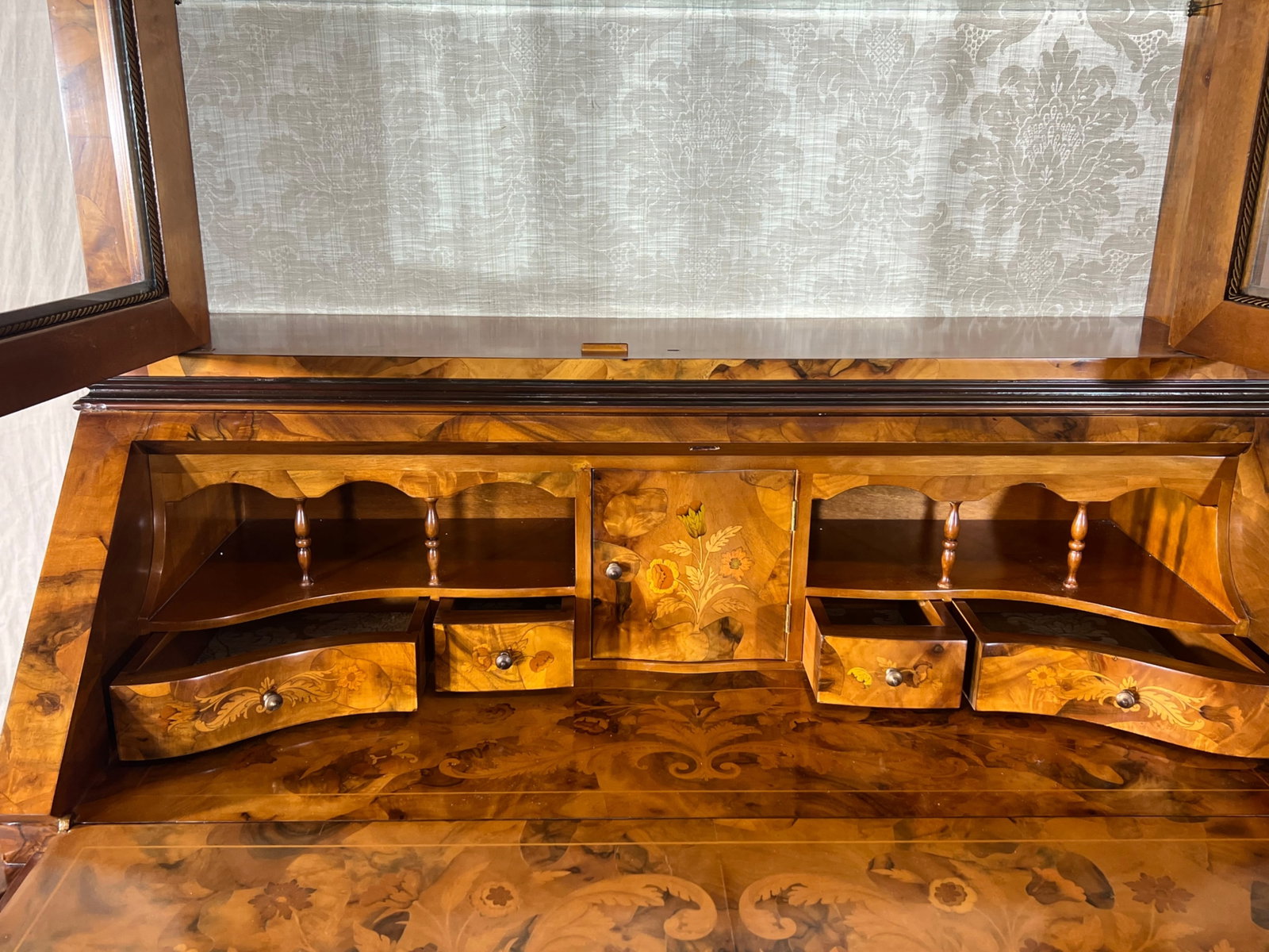 $27,000 Magnificent Italian Marquetry Bombé Secretary Bookcase, Gallery Collection, A Matching  - 6