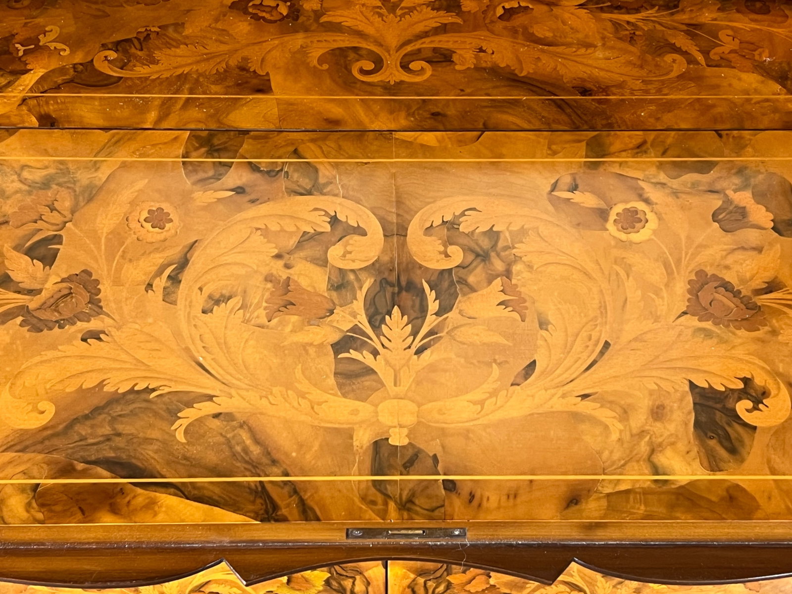 $27,000 Magnificent Italian Marquetry Bombé Secretary Bookcase, Gallery Collection, A Matching  - 9