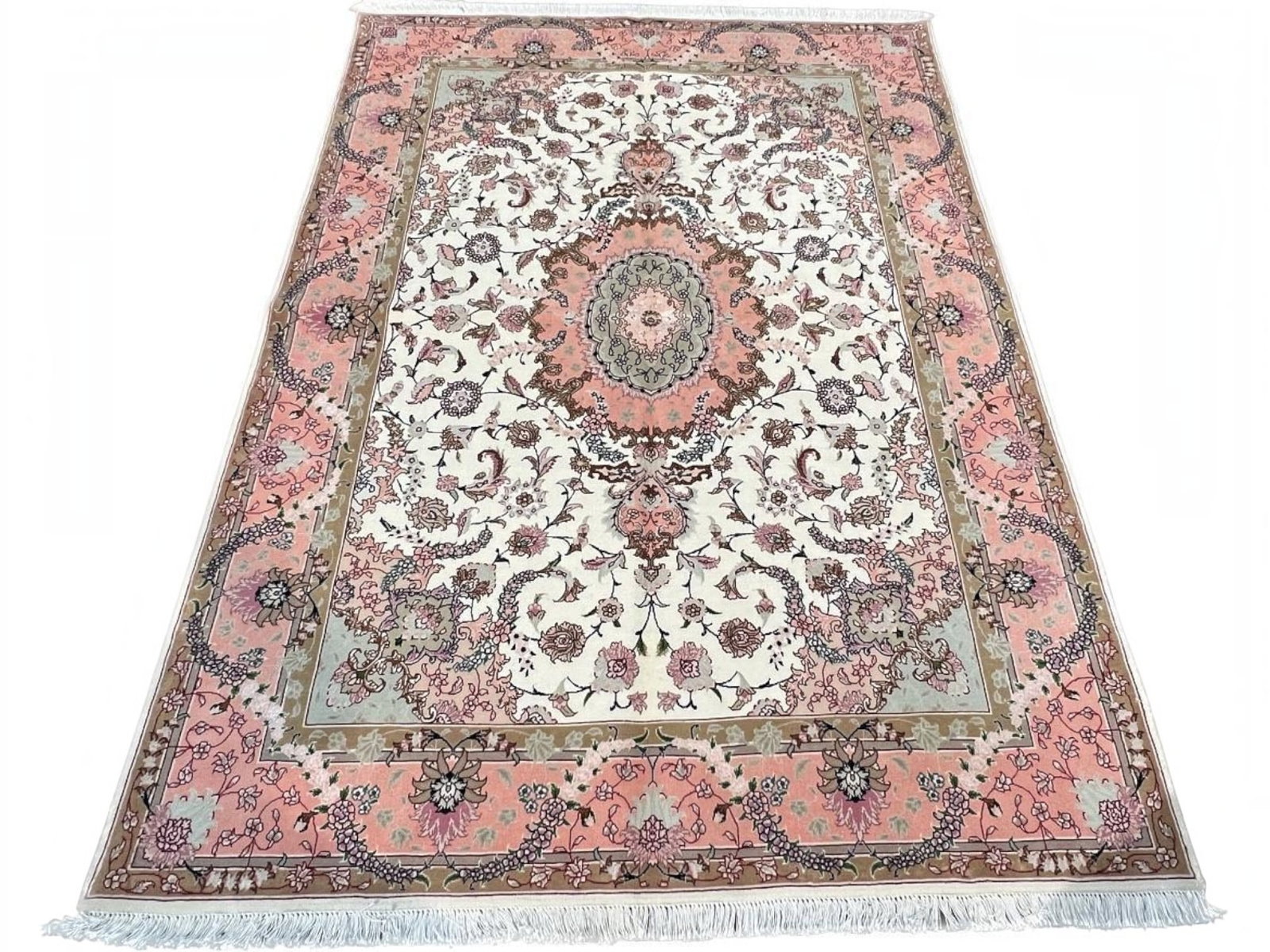 $13,120 - Rose Medallion Persian Tabriz Rug, Hand-Knotted Wool & Silk, 5'0" x 7'1" - 3