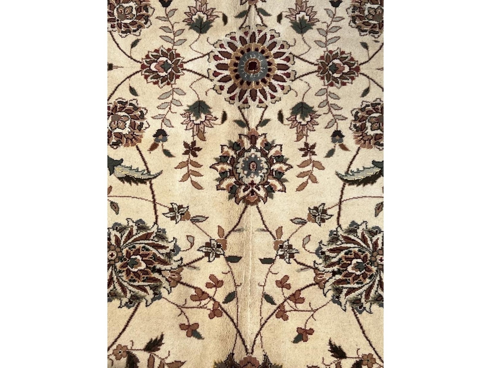 $11,155 - Silk-Accented Ivory Floral Carpet, Kashan Design, Hand-Knotted Wool & Silk, 9'9" x 13'9" - 2