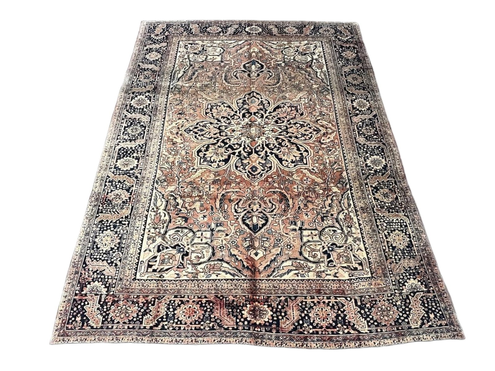 $7,520 - Vase-and-Palmette Spandrel Persian Heriz Carpet, Hand-Knotted Wool, 9'6" x 13'9" - 4