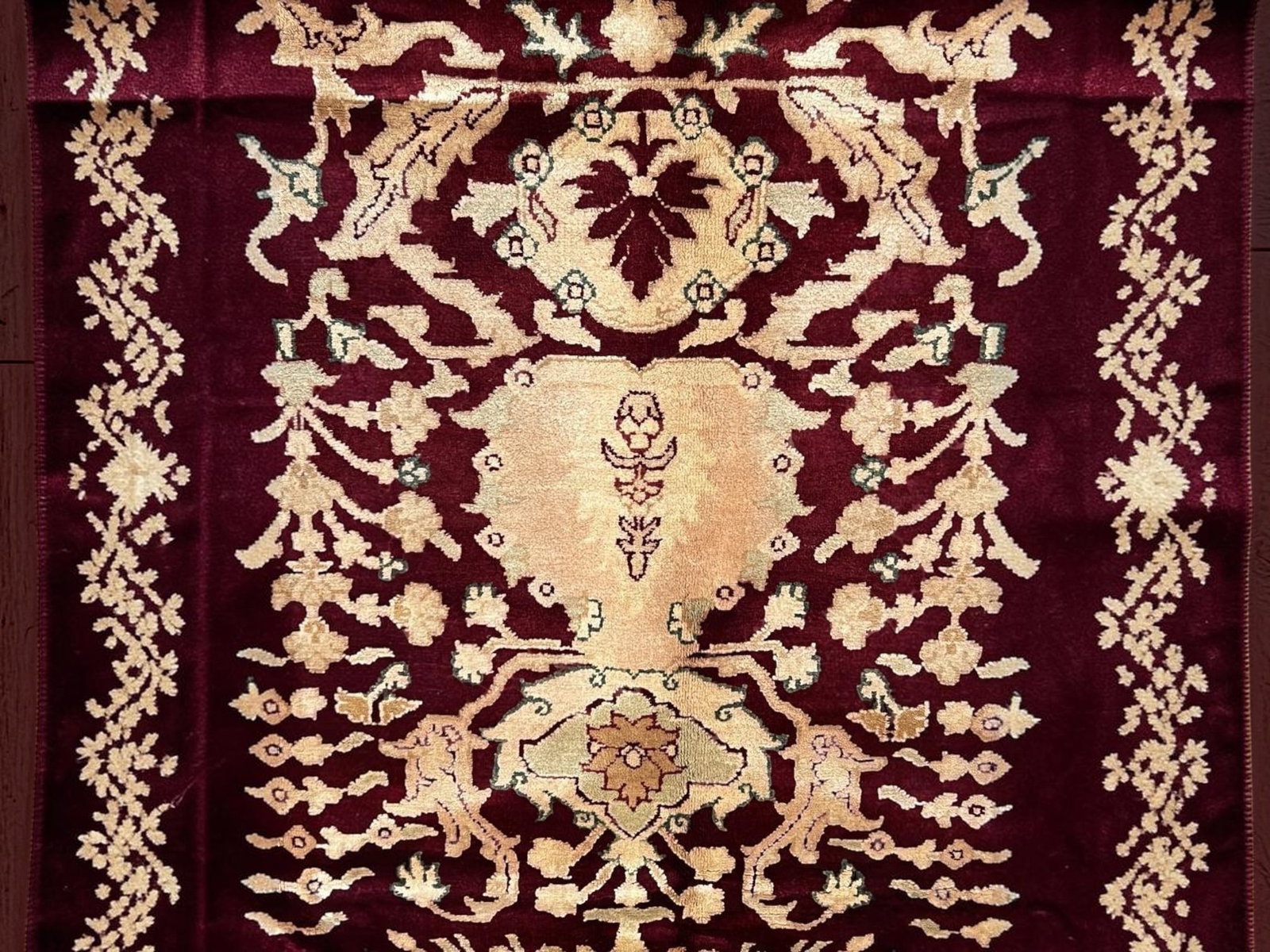 $2,865 - Willow and Cypress Carpet, Agra Design, Hand-Knotted Wool, 6'0" x 9'3" - 2