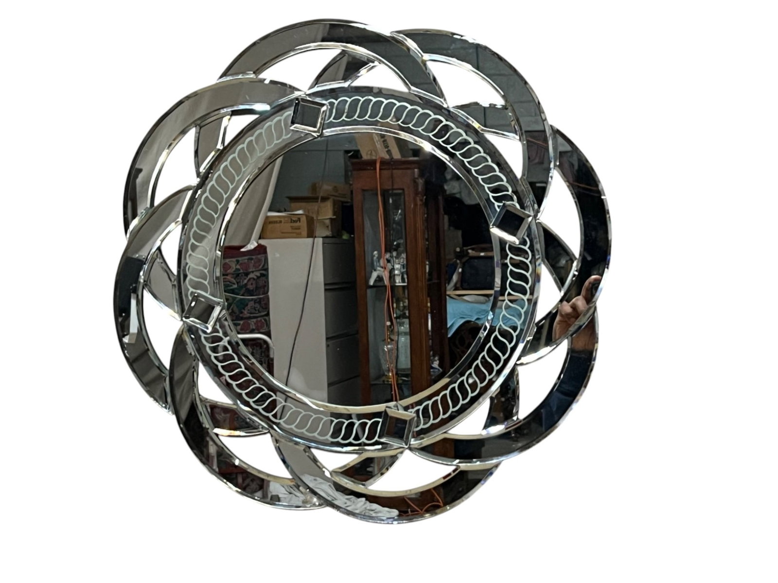 Mirror wall décor with beveled circular frame, 20 x 20 - 2
