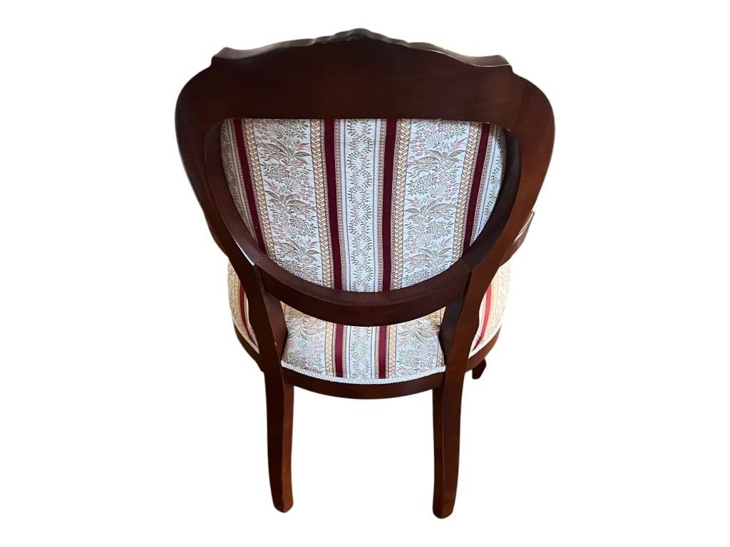 Italian Pair of Victorian-Style Mahogany Balloon-Back Open Armchairs with Upholstered Seats and B... - 5