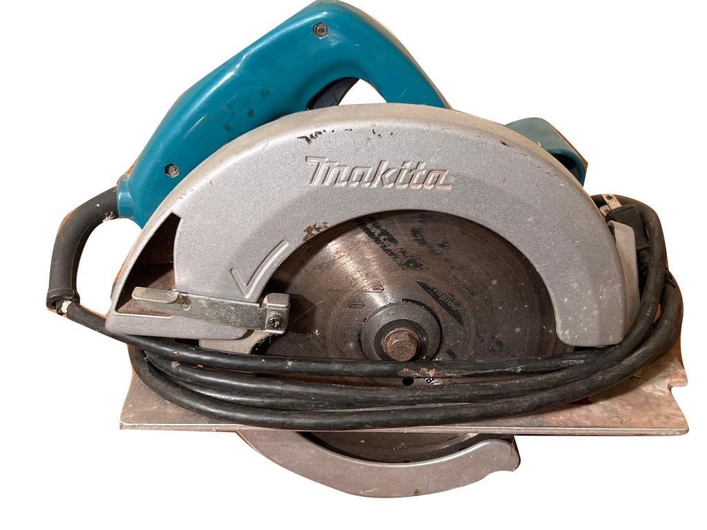 Makita Electric Circular Saw 7-1/4 (1 of 2)