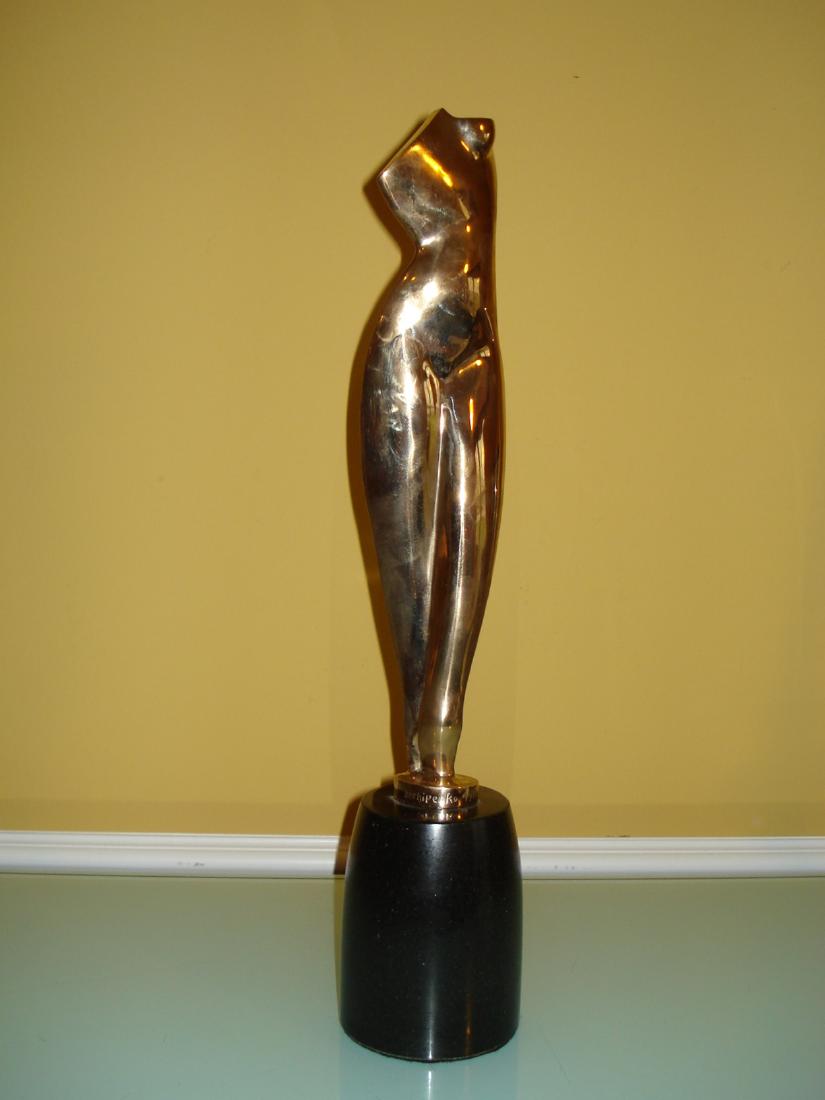 ALEXANDER ARCHIPENKO RUSSIAN-UKRAINIAN Bronze Sculptute: Alexander Archipenko RUSSIAN-UKRAINIAN (1887-1964) Bronze Goldwashed Sculpture after cast Signed Archipenko and Dated 1914 . Measures 14" H Marble Base 5 " x 3.25" apprx.