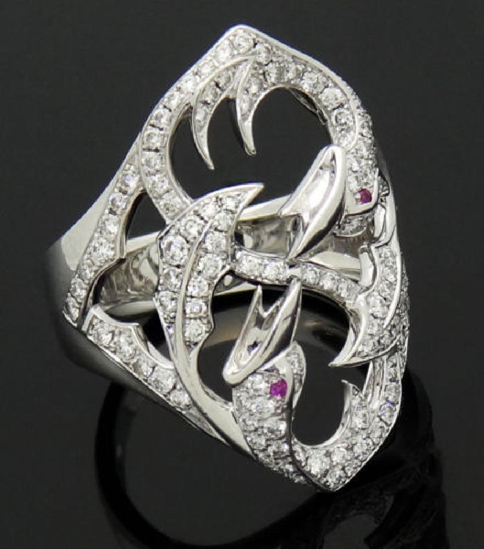 Stephen Webster 18k Gold Round Cut Diamond Birds: Stephen Webster 750 (18k) White Gold Brilliant Round Cut Diamond Birds Ring Size 7 Designer: Stephen Webster Stones & Gems: Brilliant Round Cut Diamonds Total Item Weight: 10g Size: 7 Measurements: 26