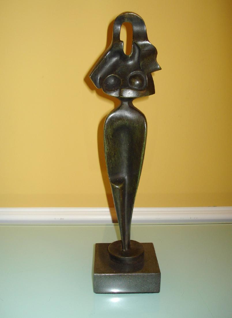 Alexander Archipenko RUSSIAN-UKRAINIAN ABSTRACT BRONZE: Alexander Archipenko, Russian/Ukranian 1887-1964 Abstract Bronze Signed Archipenko dated 1917 after Size : 13.5" H, base 3.5” x 3.5” x 1.5”