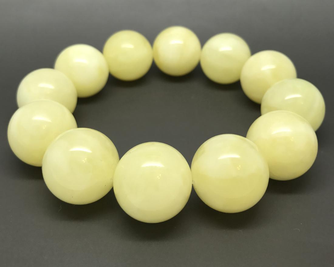 Baltic Amber Bracelet White Milky Butter Colour (1 of 7)