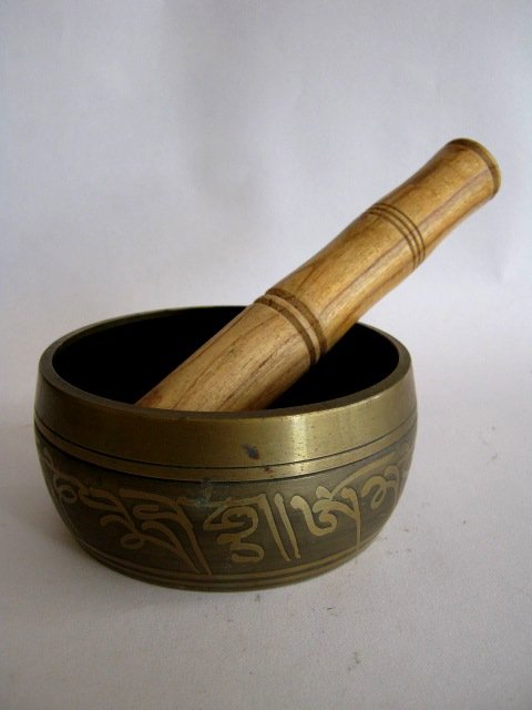 SINGING BOWL + MALLET . BUDDHA (1 of 7)