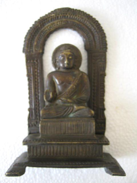 Bronze Chinese Buddha Statue (1 of 5)