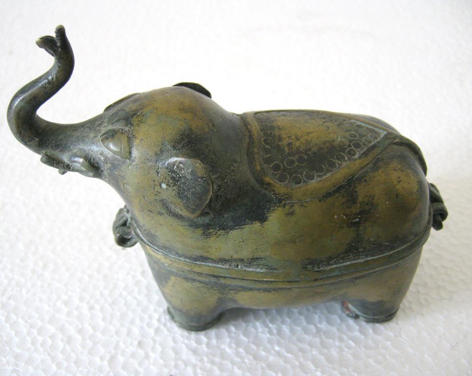 Bronze Elephant face Indian Jewelry / Trinket box (1 of 5)