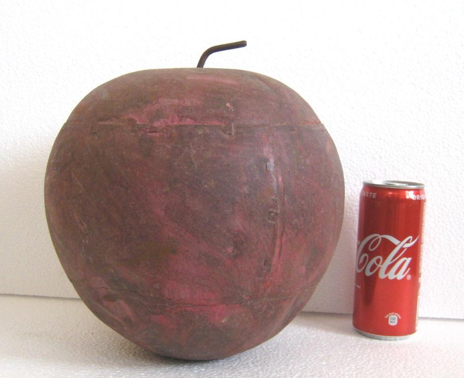 Iron apple trade sign store display sign (1 of 5)