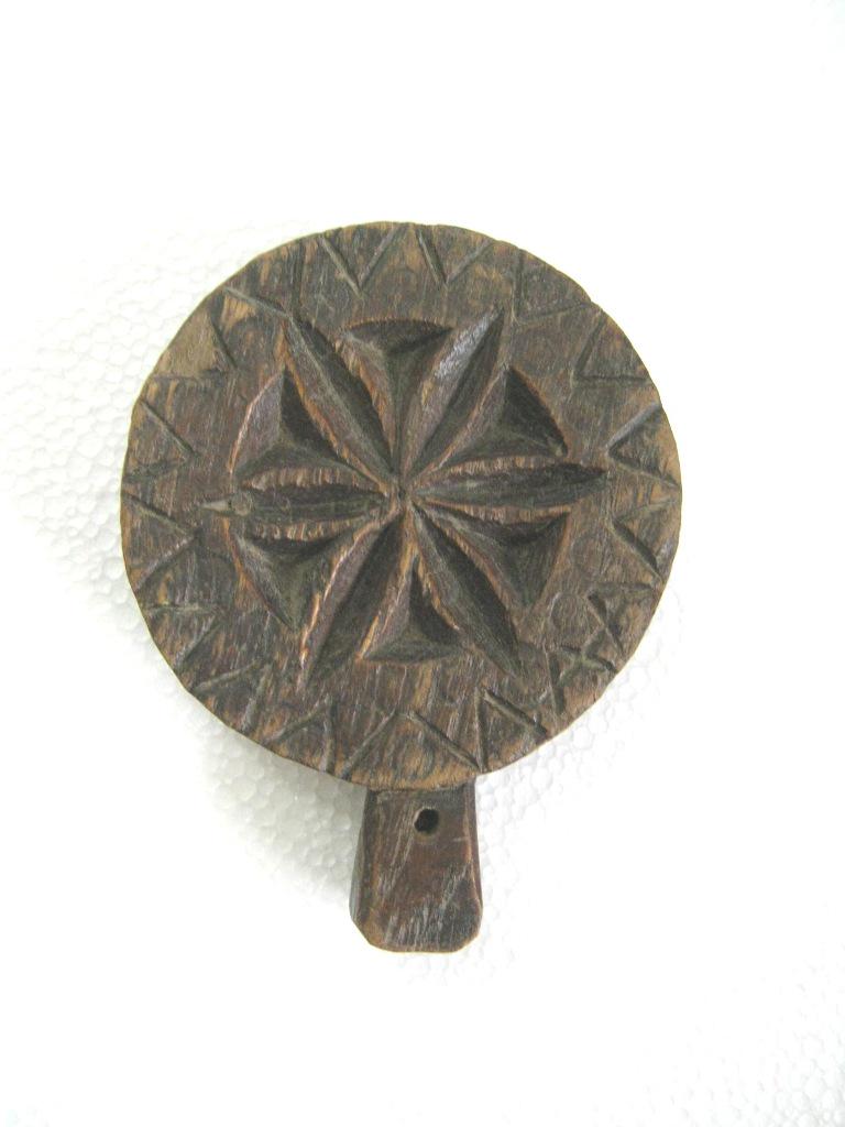 Wooden butter mold (1 of 6)