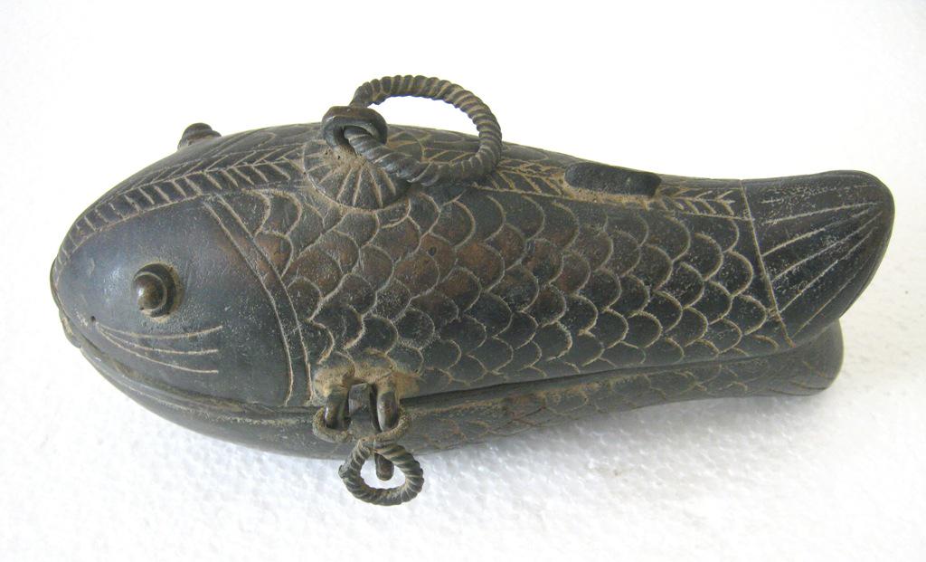 Bronze fish trinket box / jewelry box (1 of 5)