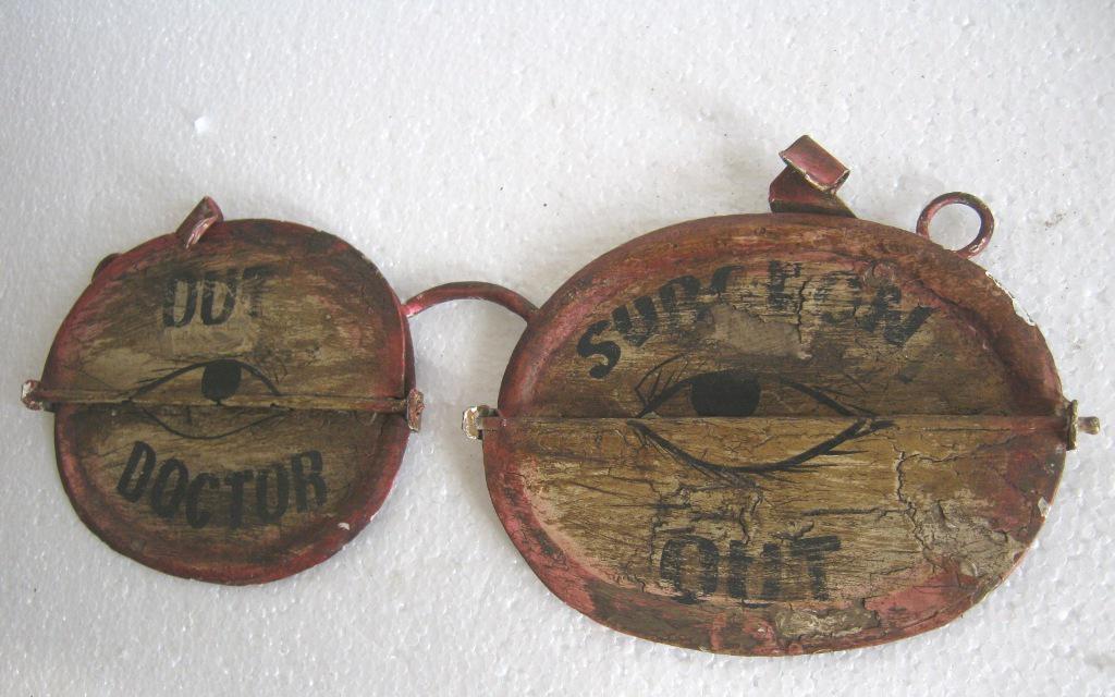 Optometrist's clinic hospital trade display sign , iron (1 of 9)