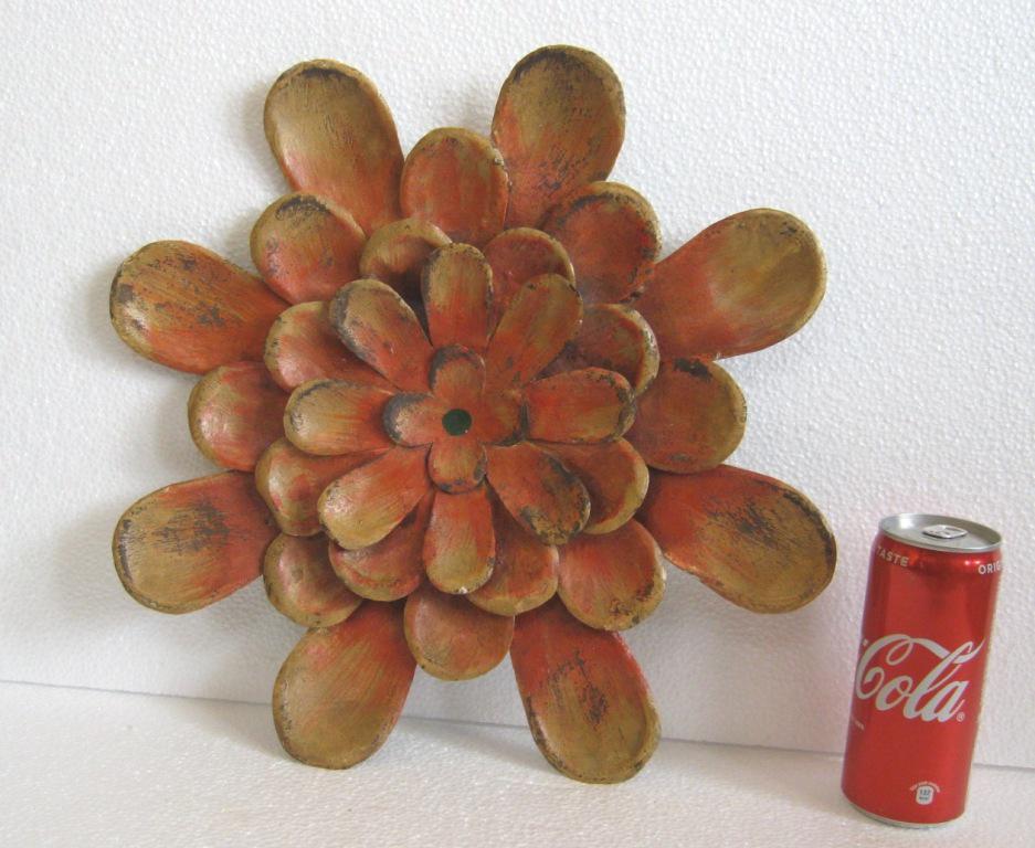 Iron flower trade sign , wall decoration (1 of 8)