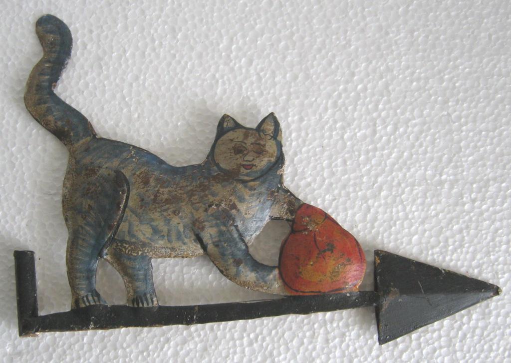 Playing cat weather vane , iron (1 of 7)