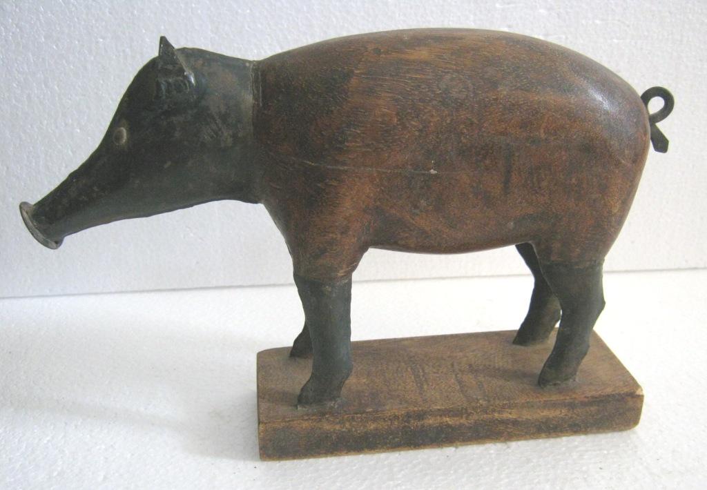 Iron and wood pig trade / store display sign , (1 of 8)