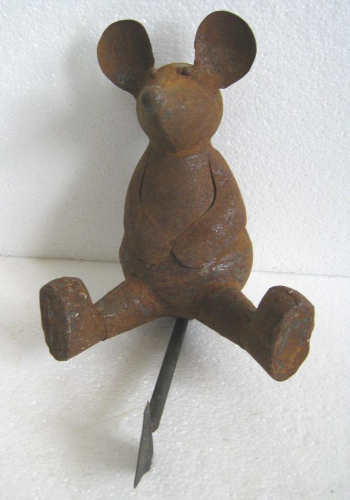 Iron Mickey mouse weather vane (1 of 6)