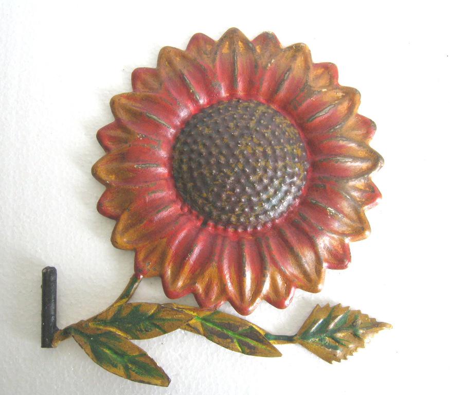 Iron flower and leaves weather vane (1 of 8)