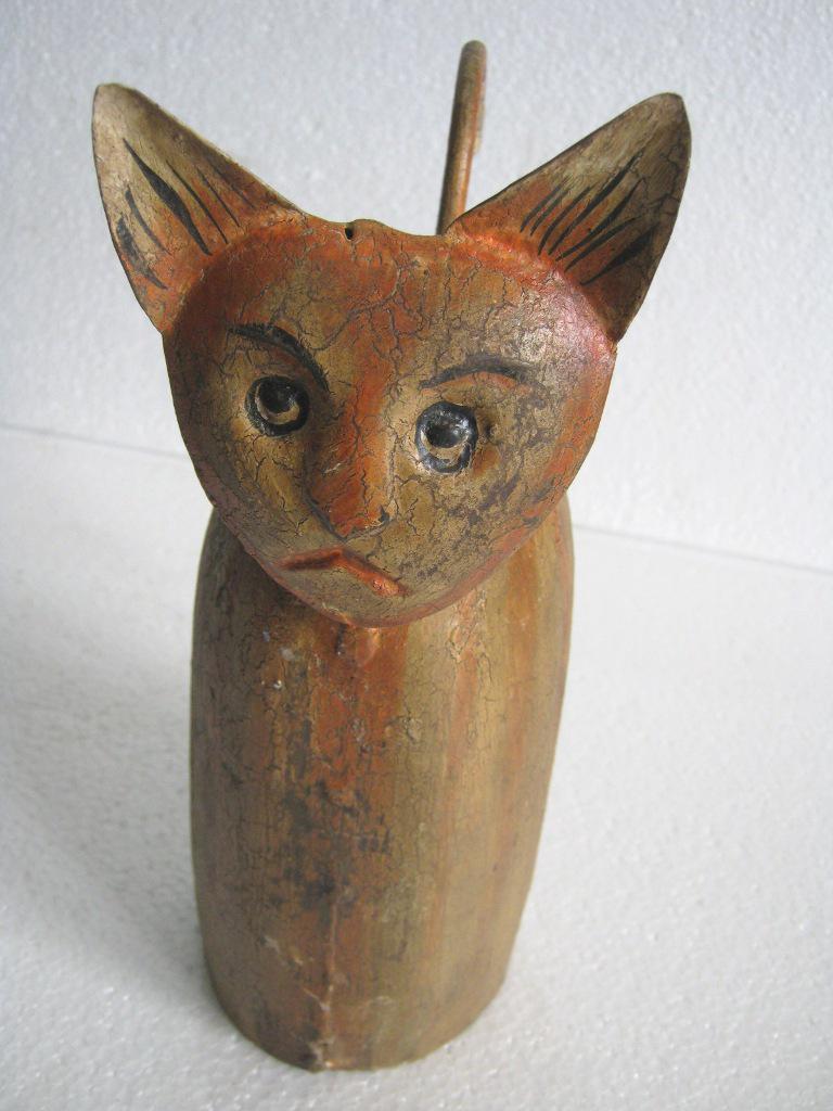 Iron cat bell , fine soothing sound (1 of 8)