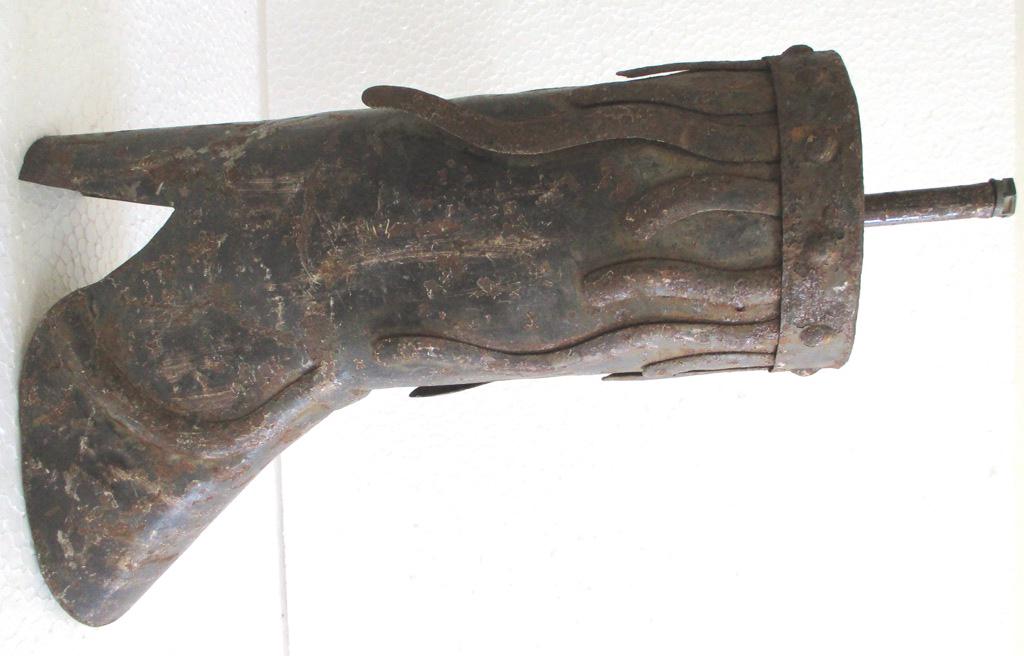 Iron shoe cobbler's trade sign store display advertisement sign (1 of 9)