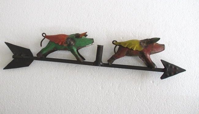 Iron two flying pigs weathervane (1 of 7)