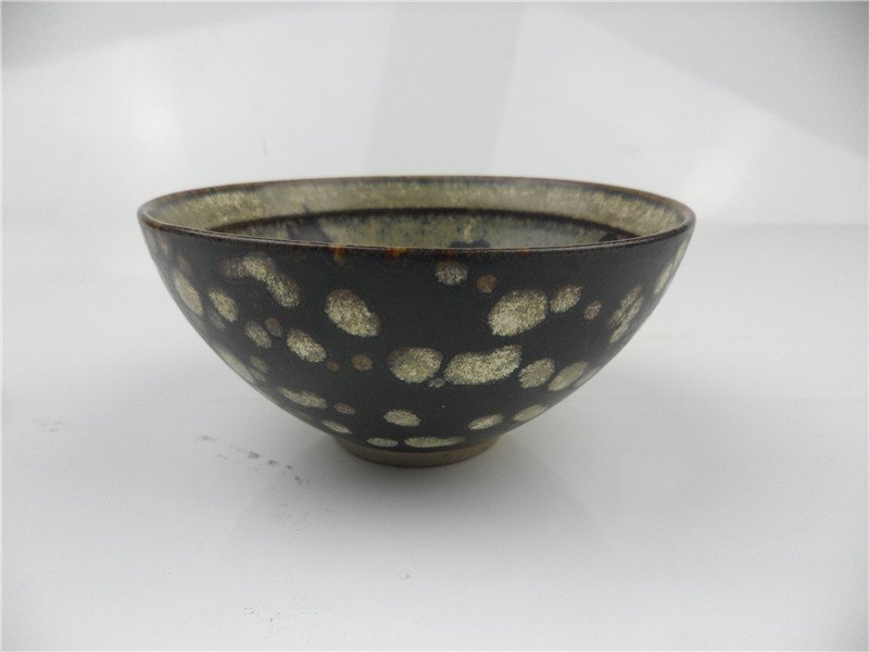 A Nice Song Dynasty Jizhou Kiln Tea Cup (1 of 3)