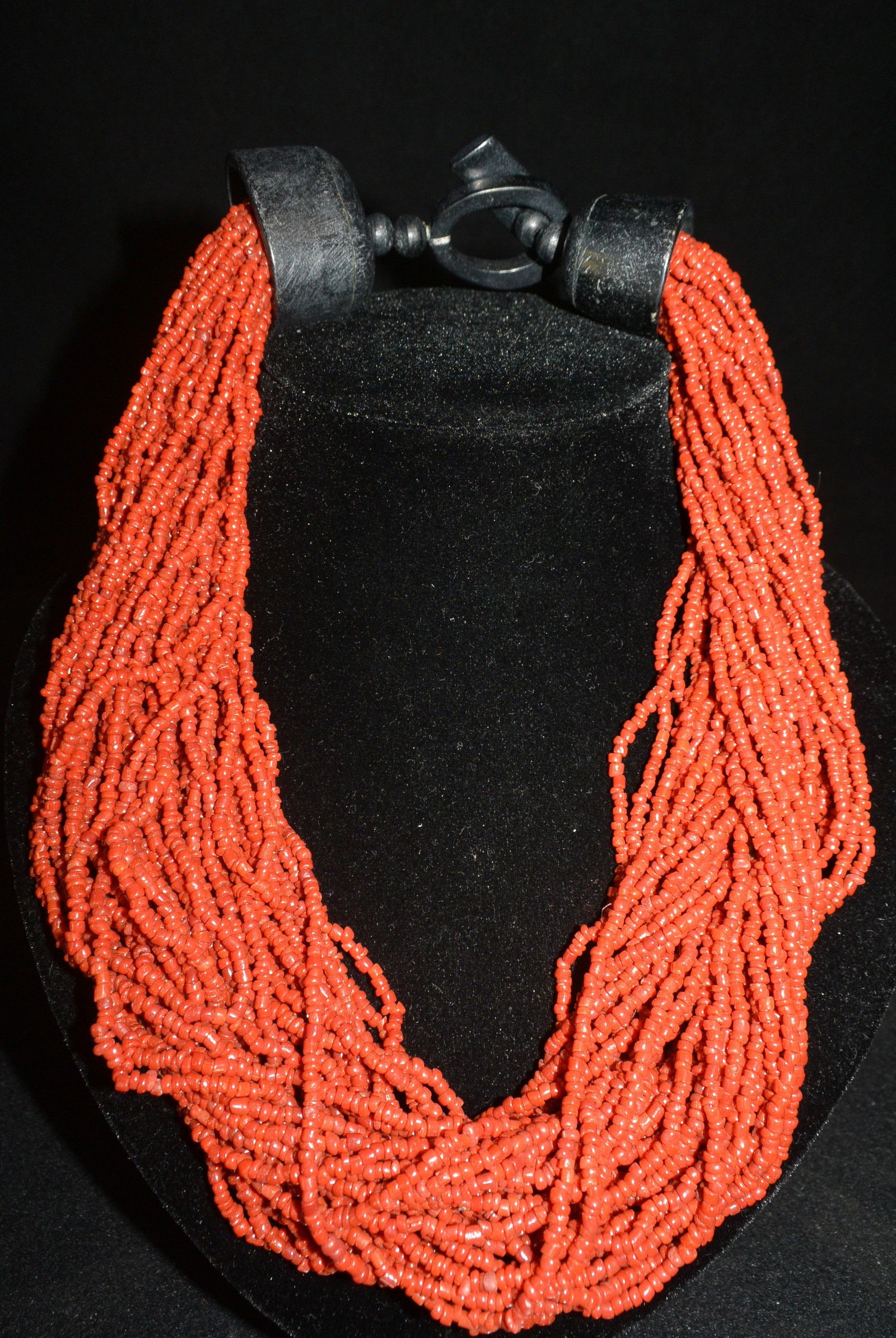 Coral Bead Bracelet (1 of 20)