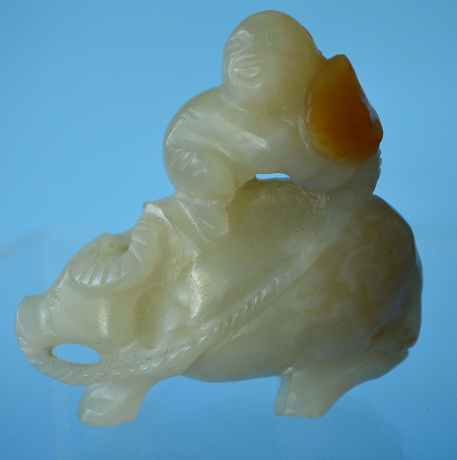 A Finely Chinese Vintage Natural HETIAN White Seed Jade (1 of 9)